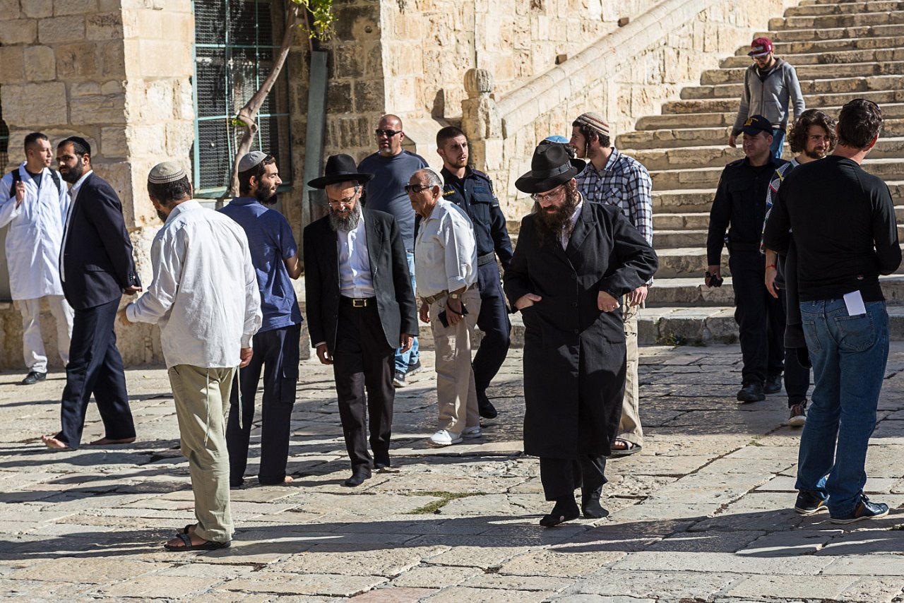 Ortodoxní židé pod dohledem