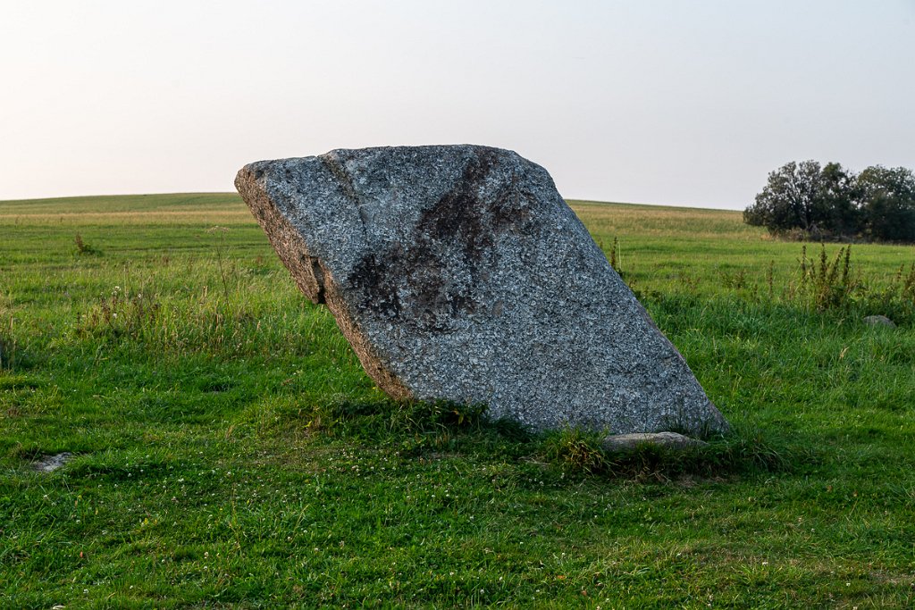 Menhiry u Říček