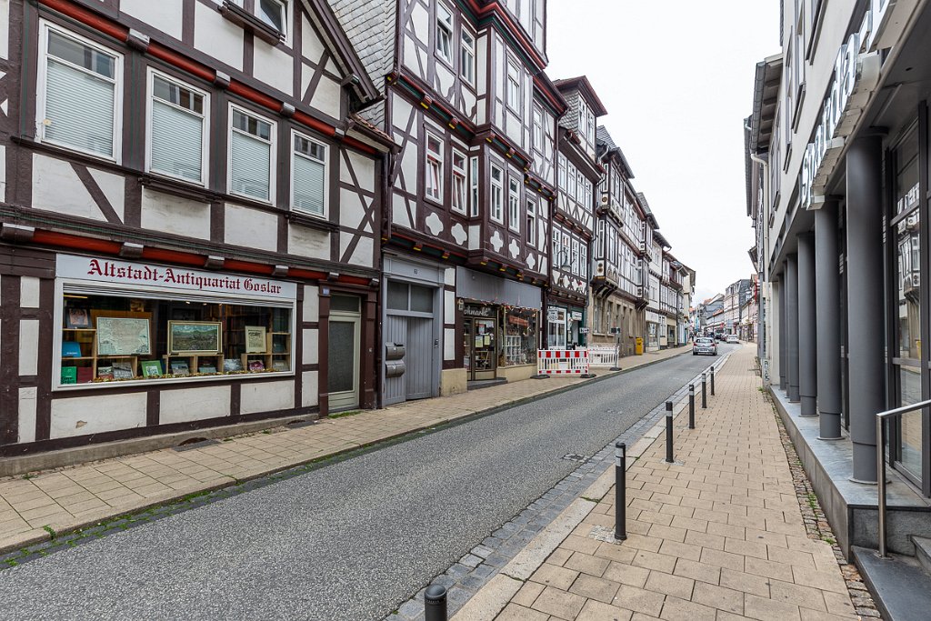 Goslar, křivolaké tu mají i domy